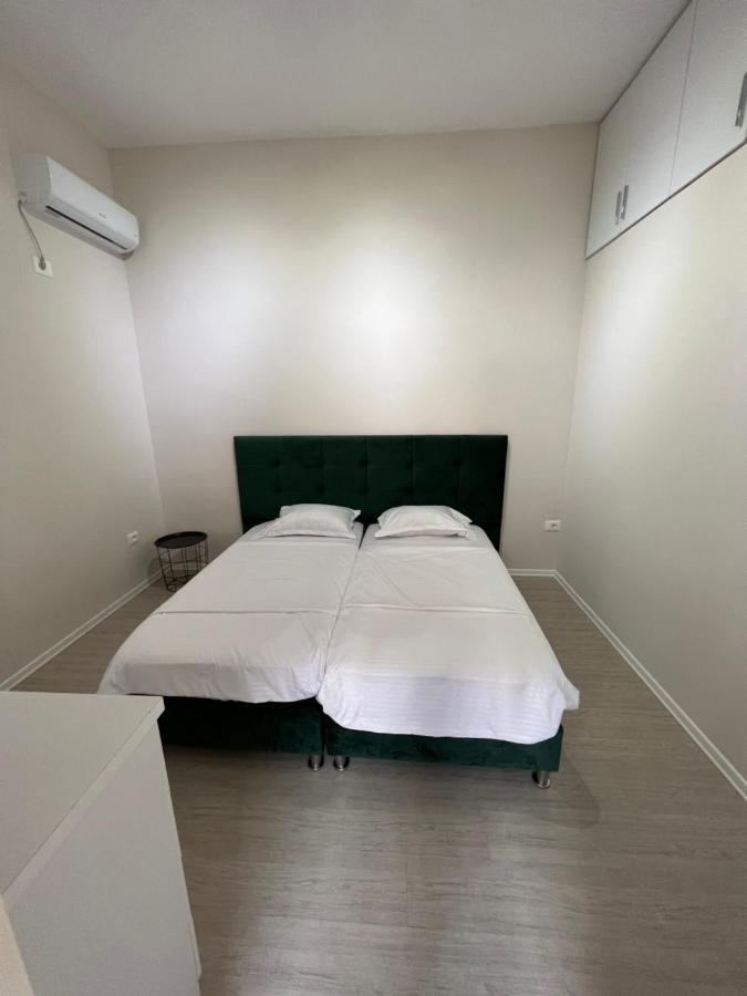 Hq Apartment In Center Tirana Exterior foto