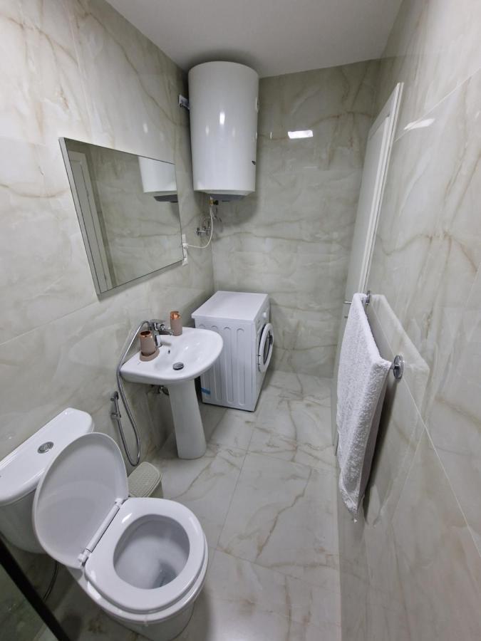 Hq Apartment In Center Tirana Exterior foto