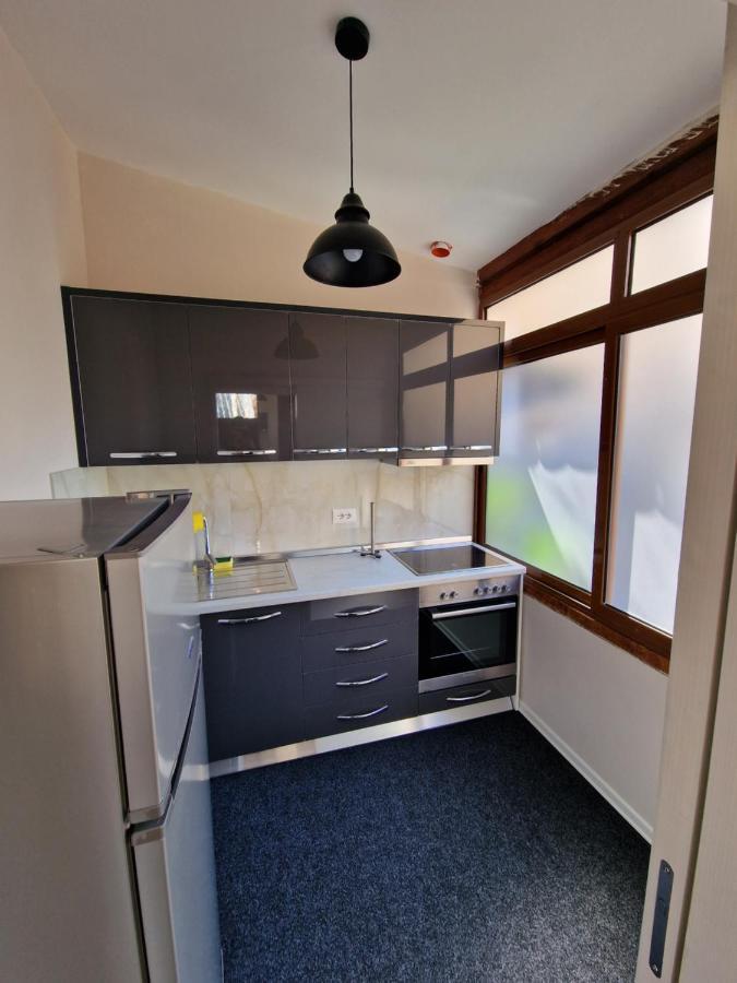 Hq Apartment In Center Tirana Exterior foto