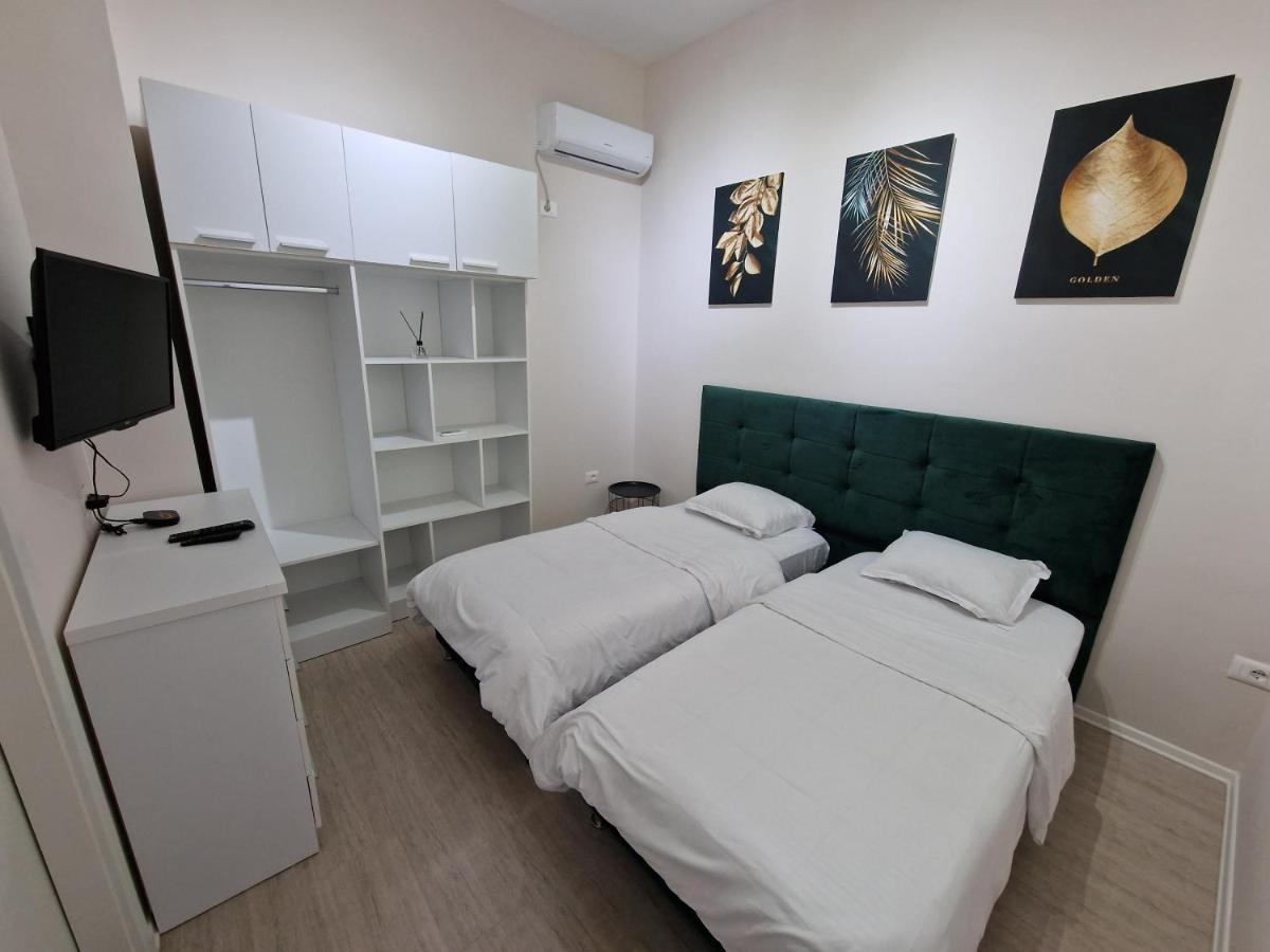 Hq Apartment In Center Tirana Exterior foto